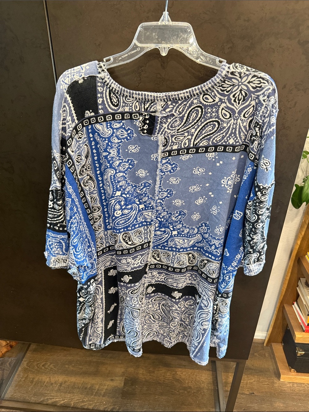 Free People Blue and Black Paisley Patchwork Short Sleeve Top Oversized XL - Picture 6 of 6